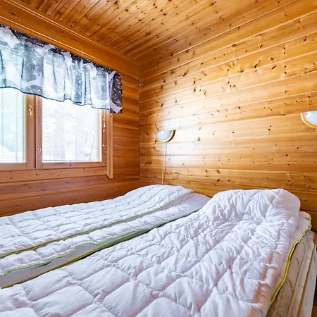 In Lapland - Honkatupa 7 *